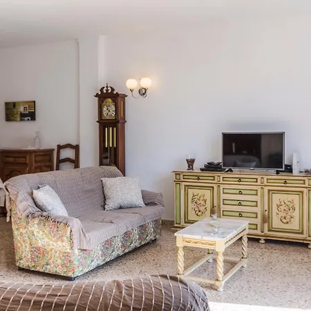 בית נופש Townhouse Dionis By Homevillas360 *